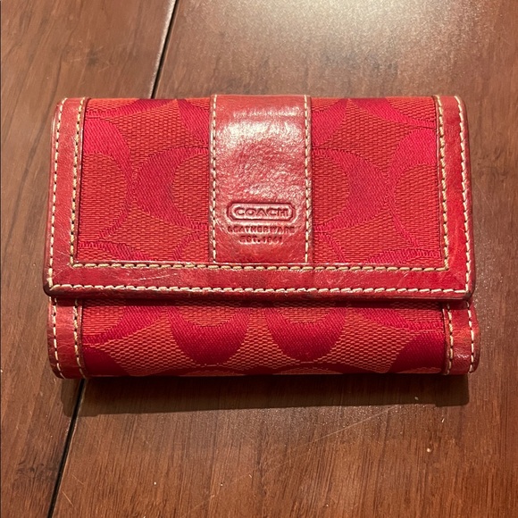 Coach Handbags - Vintage Coach Wallet Y2K